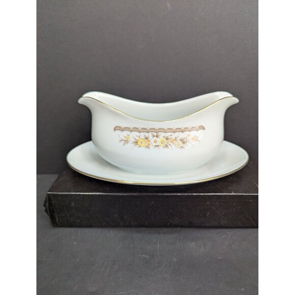 Ekco International Golden Autumn Double Pour Gravy Boat Attached Plate - Picture 4 of 11